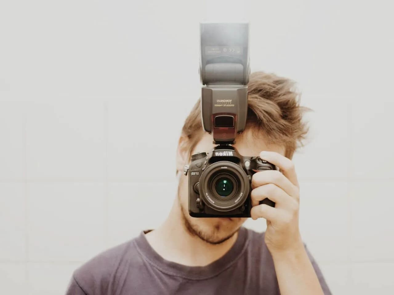 Jaką wybrać lampę błyskową do Nikona, aby uniknąć błędów?