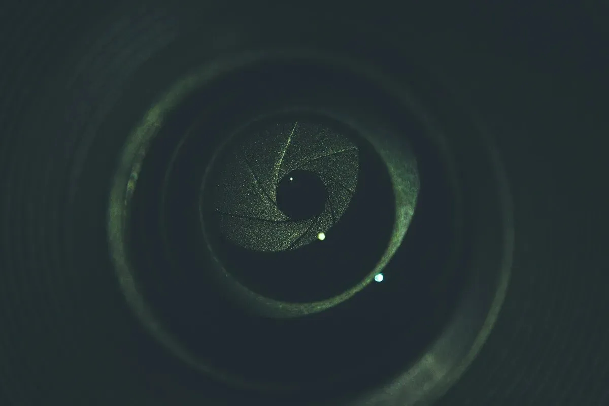 Jaki obiektyw do sesji plenerowych? Odkryj idealne rozwiązania dla Ciebie